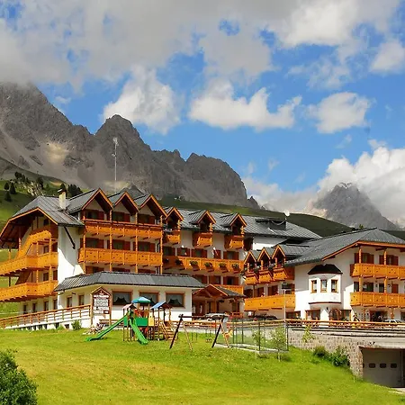 Hotel San Marco Passo San Pellegrino